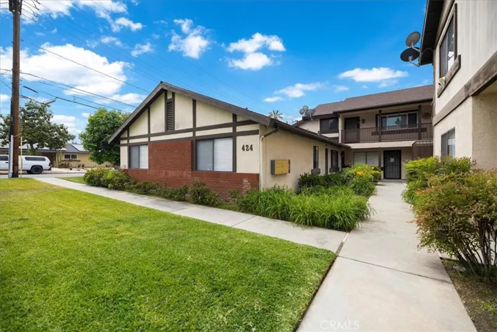 424 E Ada Avenue, Glendora, California 91741
