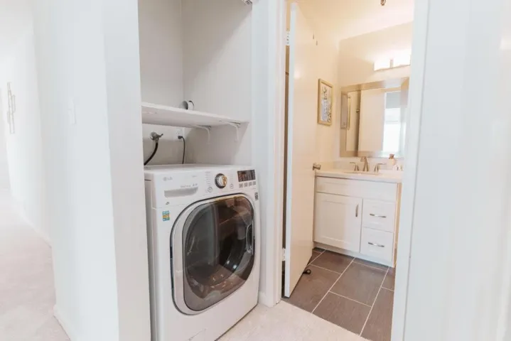 400 Ortega Avenue 216, Mountain View, California 94040