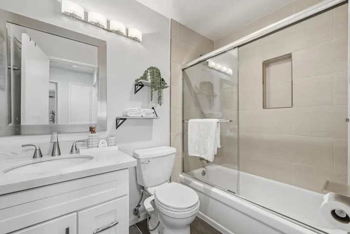 400 Ortega Avenue 216, Mountain View, California 94040