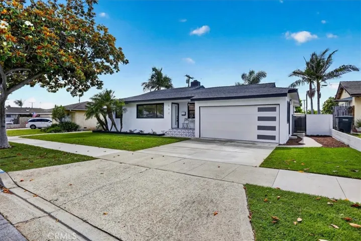 592 N Milford, Orange, California 92867