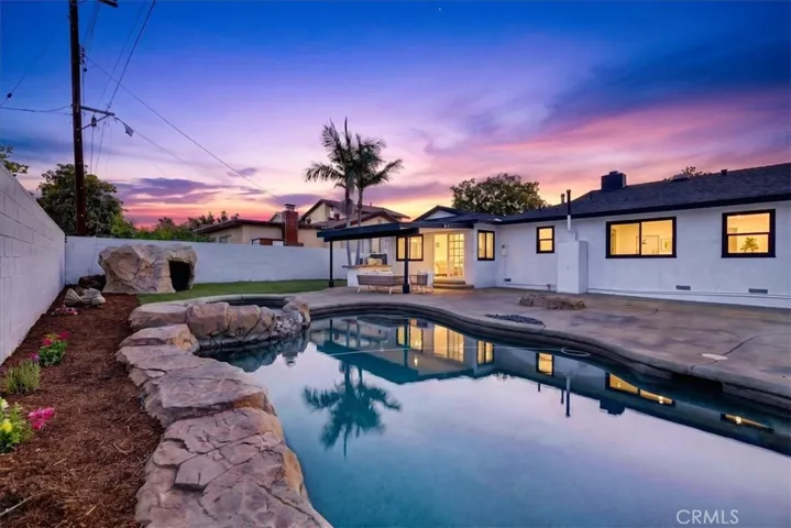 592 N Milford, Orange, California 92867