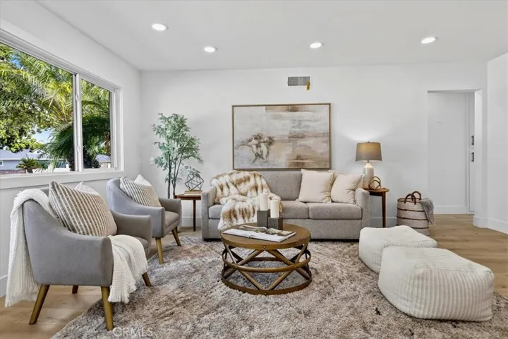 592 N Milford, Orange, California 92867