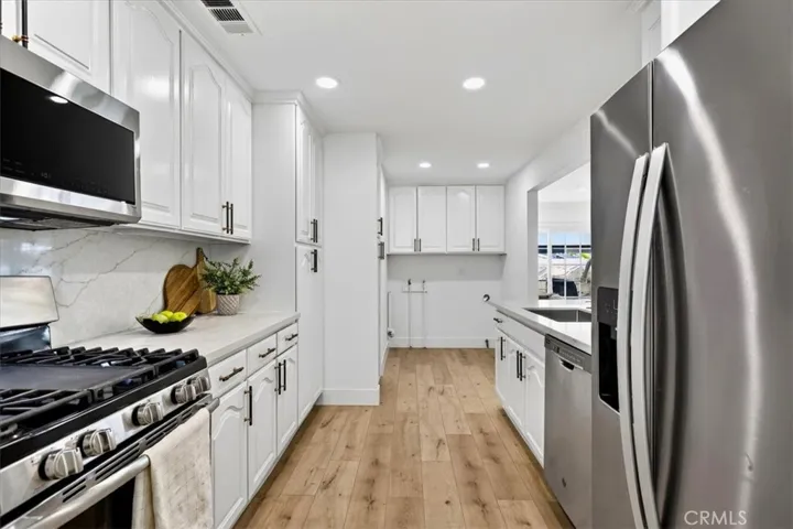592 N Milford, Orange, California 92867