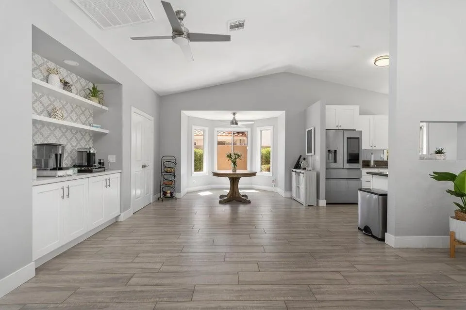 39 Regency off kitchen