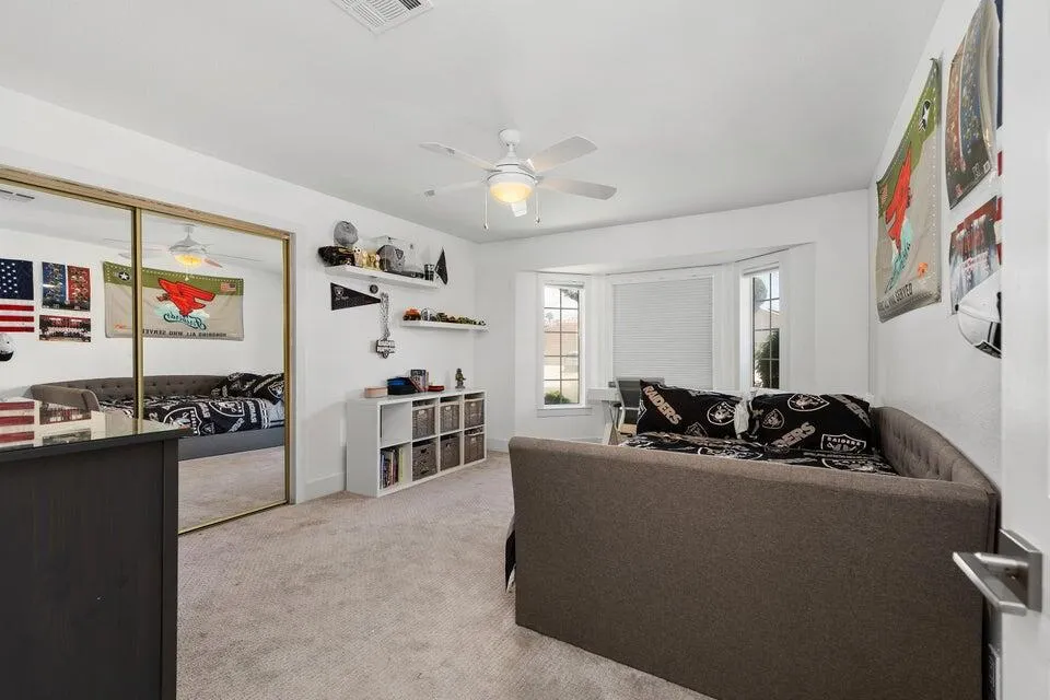 39 reg front bedroom