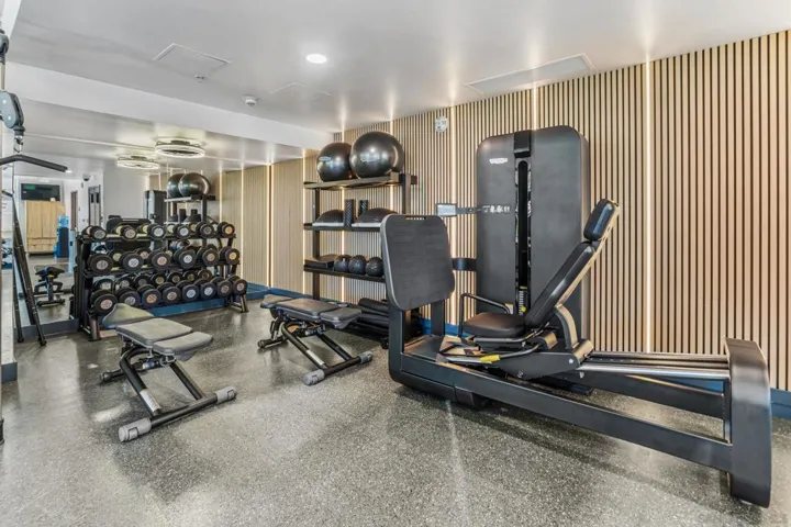 700 W E Street 2905, San Diego, California 92101