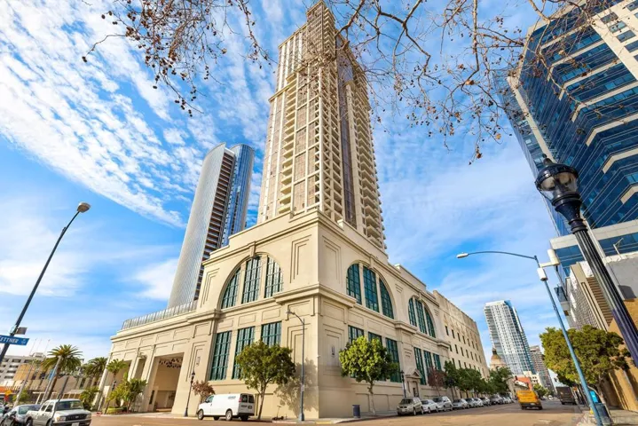 700 W E Street 2905, San Diego, California 92101