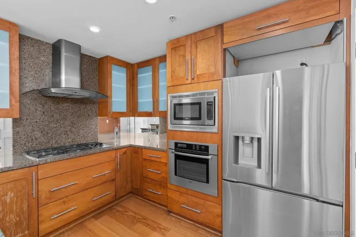 700 W E Street 2905, San Diego, California 92101