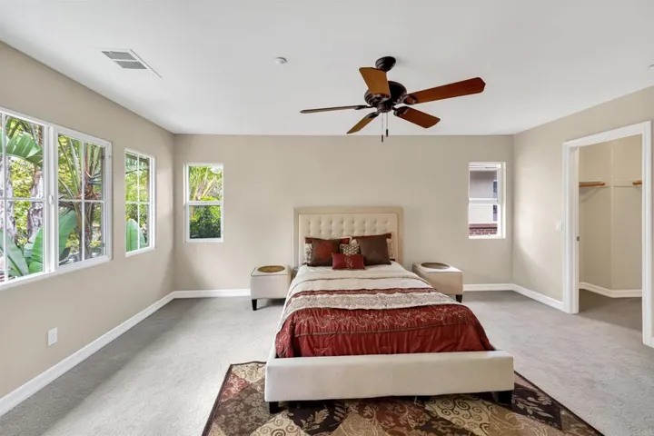10512 Hollingsworth Way, San Diego, California 92127