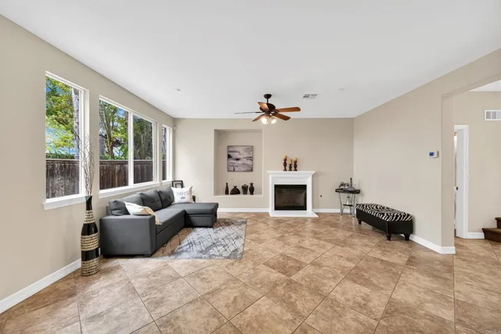 10512 Hollingsworth Way, San Diego, California 92127
