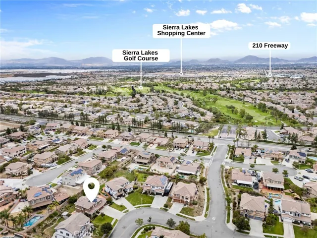 Proximity to Shopping, Golf Course and Freeway
