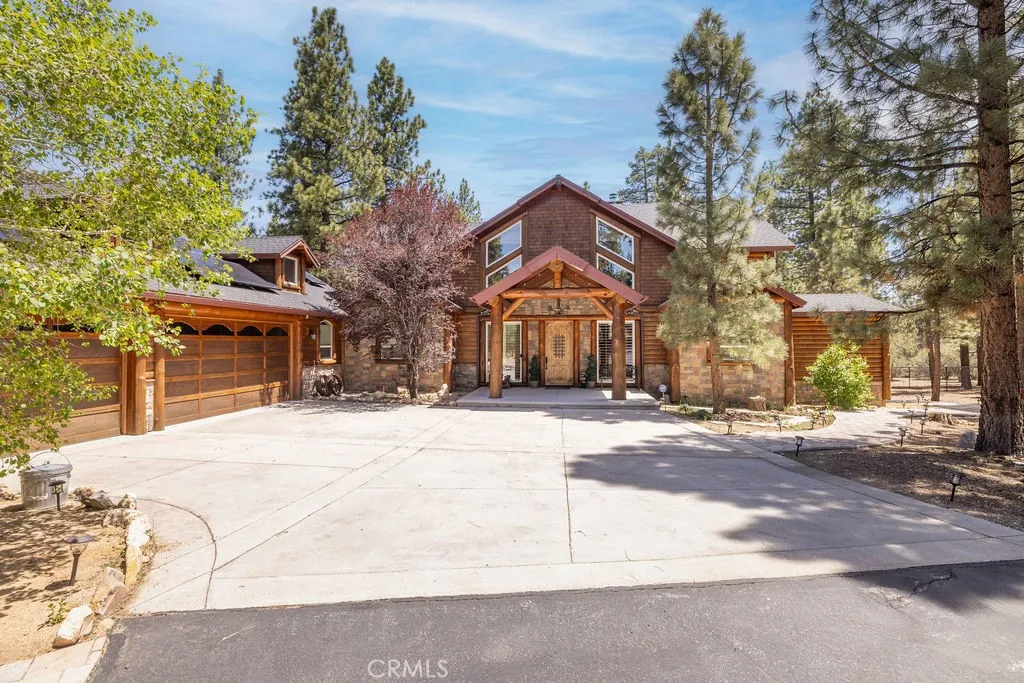1520 Alderwood Ct