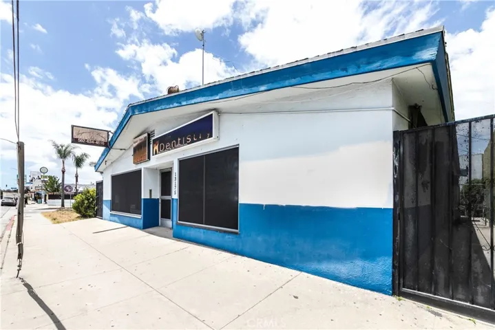 13175 Blvd. Paramount, South Gate, California 90280