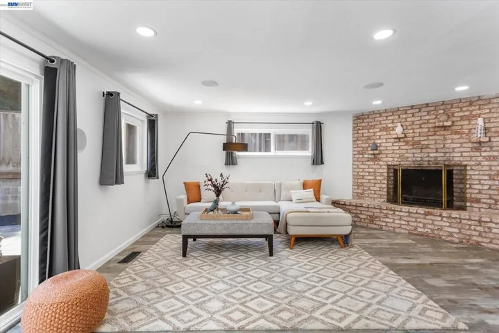 16683 Kildare Rd, Castro Valley, California 94578
