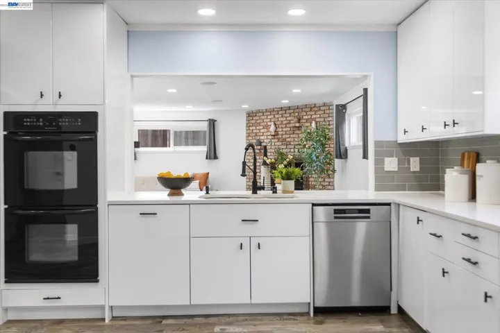 16683 Kildare Rd, Castro Valley, California 94578