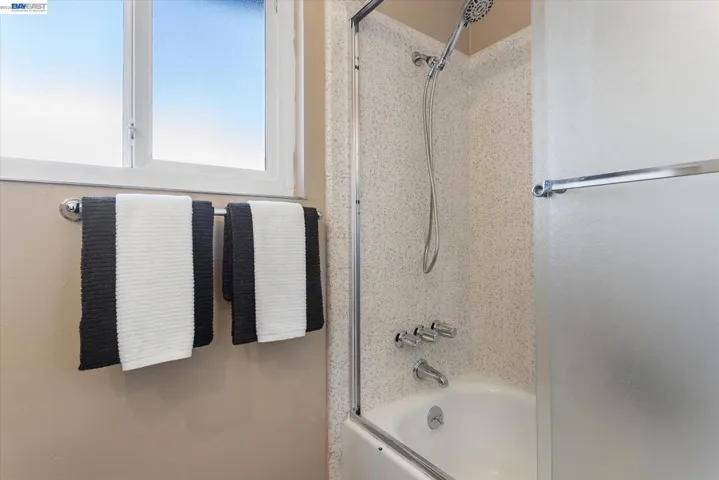 16683 Kildare Rd, Castro Valley, California 94578