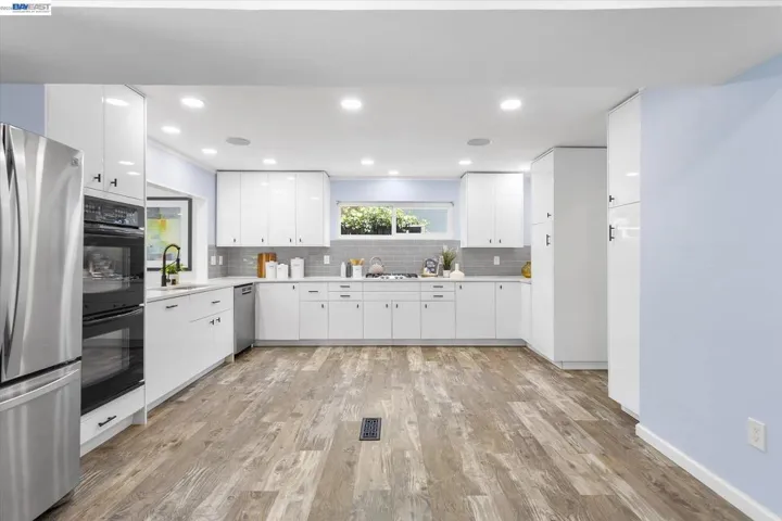 16683 Kildare Rd, Castro Valley, California 94578
