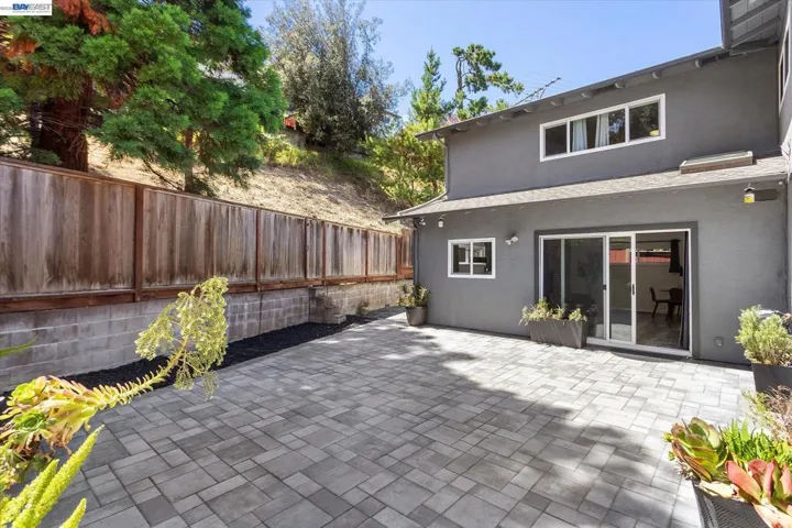 16683 Kildare Rd, Castro Valley, California 94578