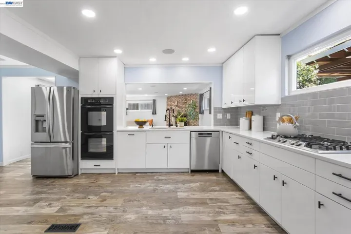 16683 Kildare Rd, Castro Valley, California 94578