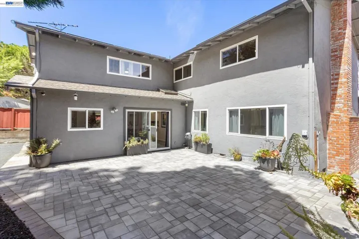 16683 Kildare Rd, Castro Valley, California 94578