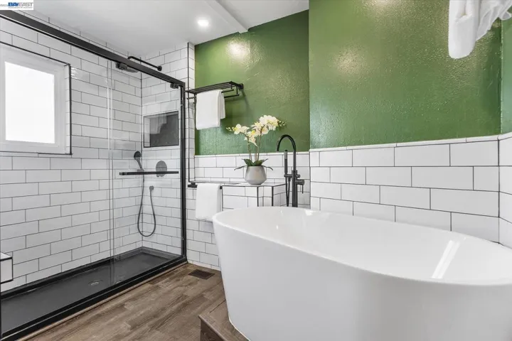 16683 Kildare Rd, Castro Valley, California 94578