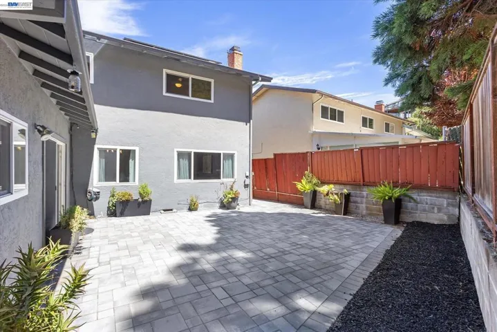16683 Kildare Rd, Castro Valley, California 94578