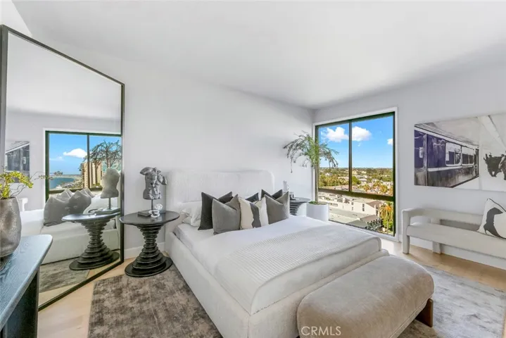 1310 E Ocean Boulevard 1007, Long Beach, California 90802