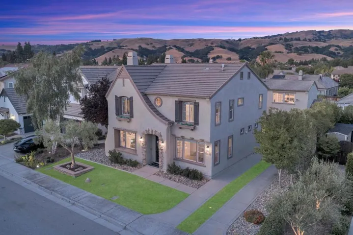 16845 Zinfandel Circle, Morgan Hill, California 95037