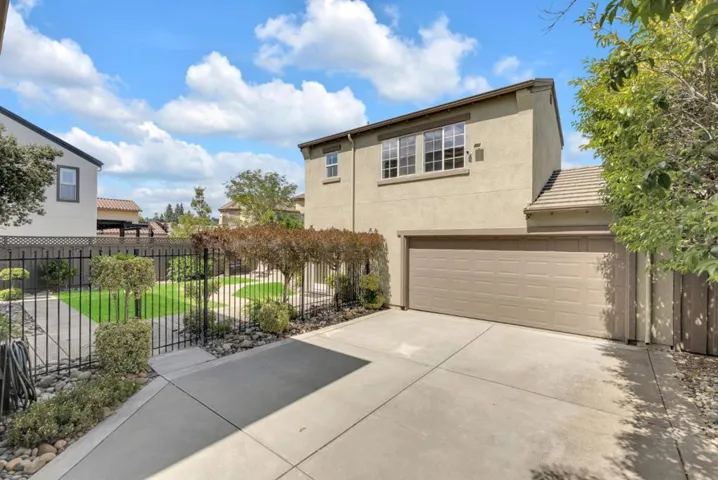 16845 Zinfandel Circle, Morgan Hill, California 95037