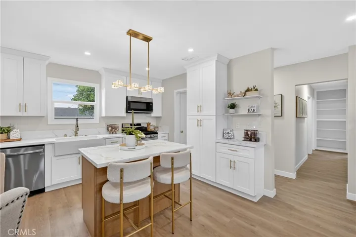 5651 Babb, Riverside, California 92503