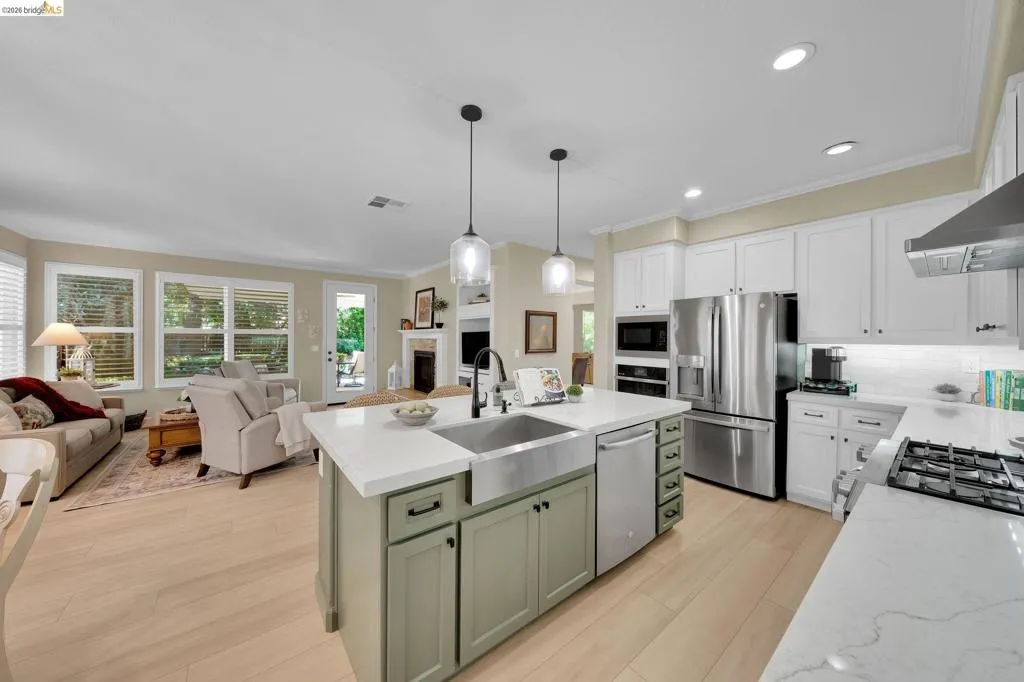 Kitchen Great room