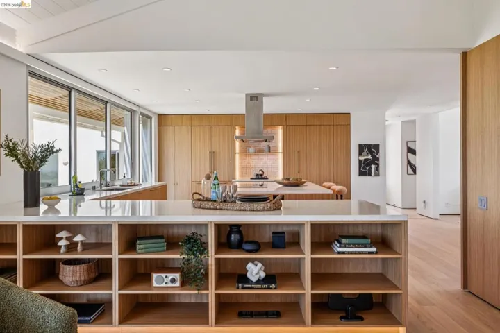 14001 Skyline Blvd, Oakland, California 94619