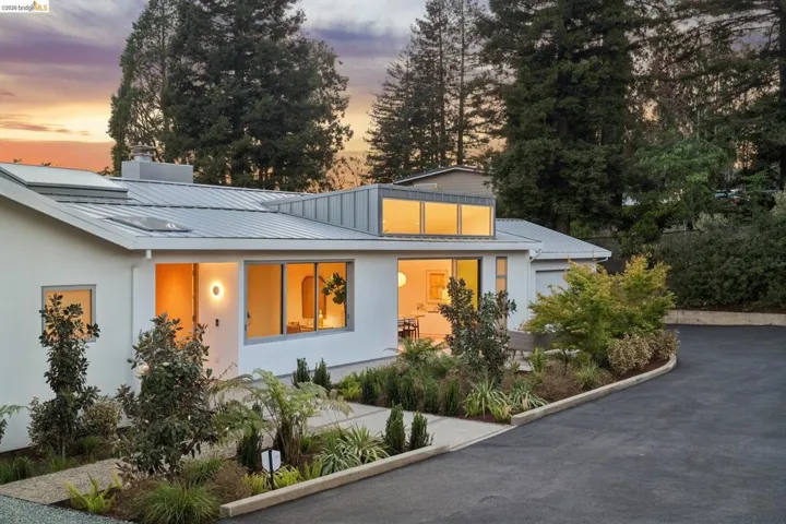 14001 Skyline Blvd, Oakland, California 94619
