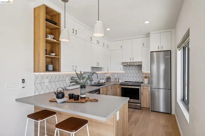 14001 Skyline Blvd, Oakland, California 94619