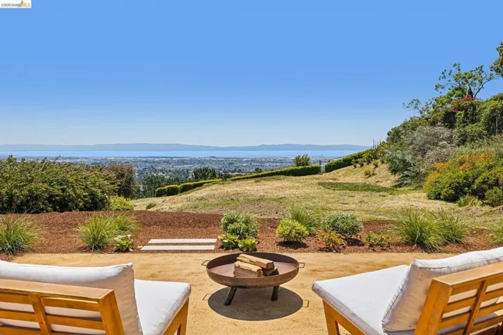 14001 Skyline Blvd, Oakland, California 94619