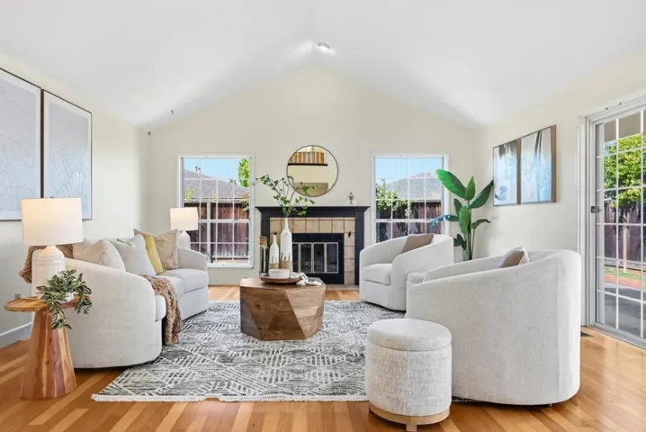 635 Tami Way, Mountain View, California 94041
