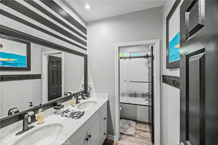 Bathroom #2