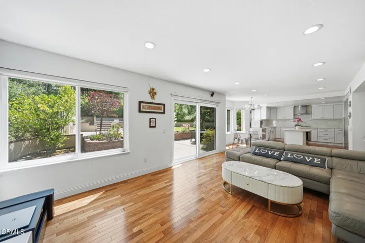 3180 Dragonfly St 34