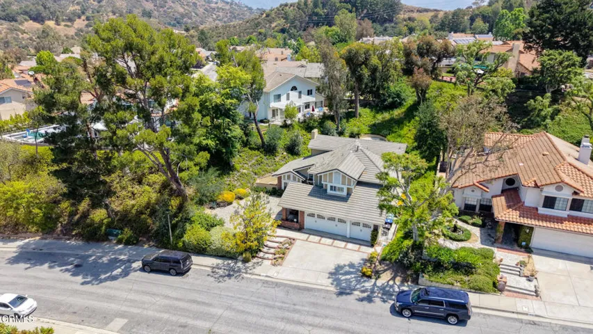 3180 Dragonfly St 4