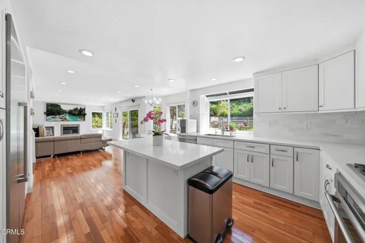 3180 Dragonfly St 27