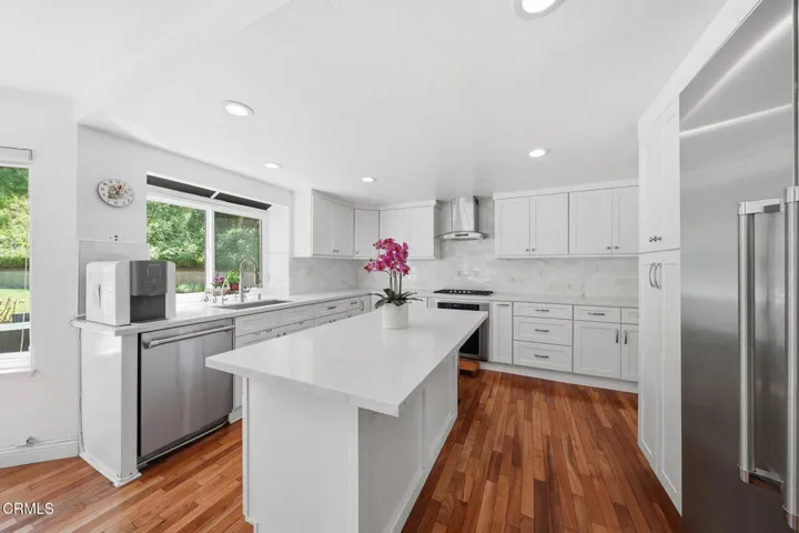 3180 Dragonfly St 23