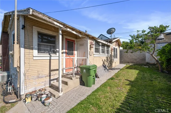 1401 S Weymouth, San Pedro, California 90732