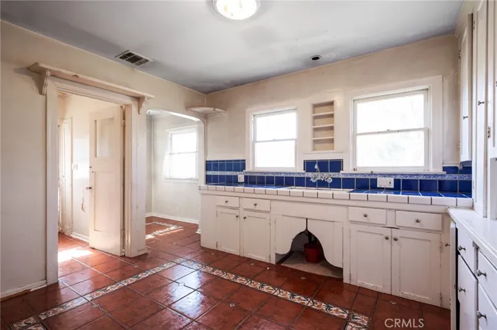 1401 S Weymouth, San Pedro, California 90732