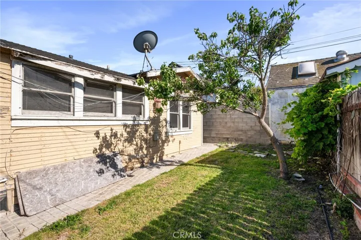 1401 S Weymouth, San Pedro, California 90732
