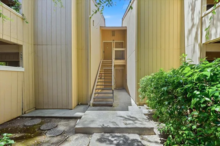 956 Kiely Boulevard A, Santa Clara, California 95051