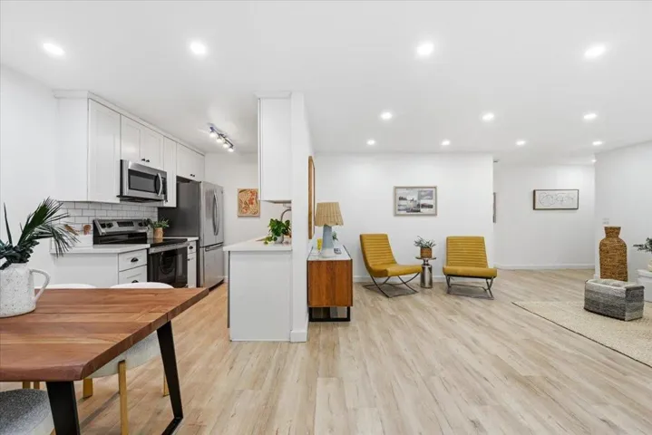 956 Kiely Boulevard A, Santa Clara, California 95051