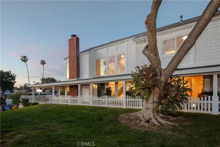22645 Spring Lake Lane, Lake Forest, California 92630