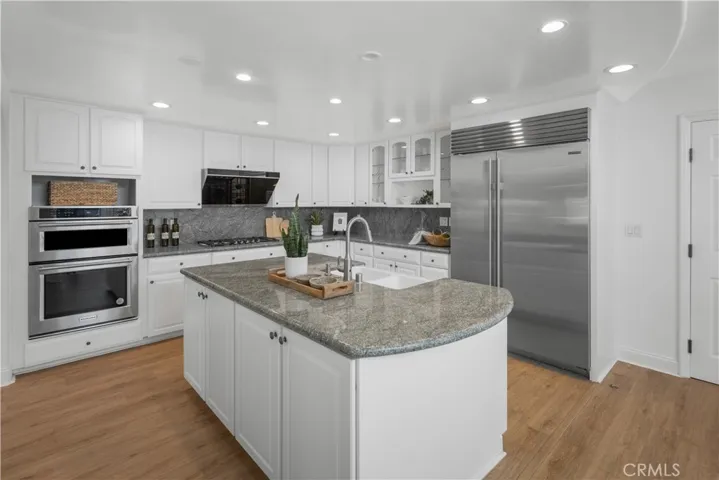 22645 Spring Lake Lane, Lake Forest, California 92630