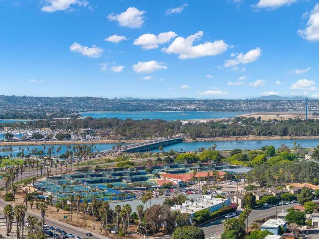 2327 Etiwanda Street, San Diego, California 92107