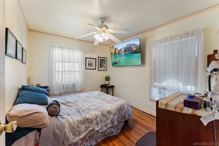 2327 Etiwanda Street, San Diego, California 92107